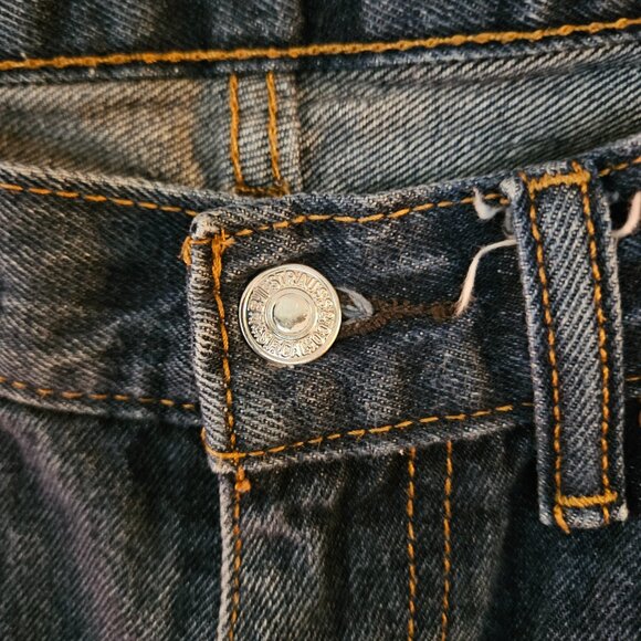 Levis 505 Sz w 34x 32 Stright Fit - Picture 4 of 9